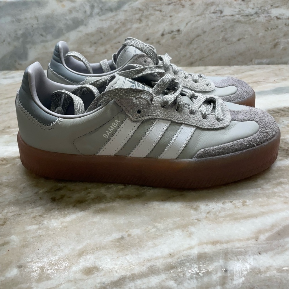 Adidas Samba Sneakers Sz 6.5, Euro 38